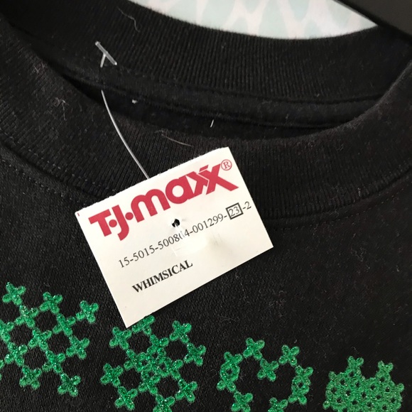 Christmas🎄Cropped Sweater - Picture 3 of 5